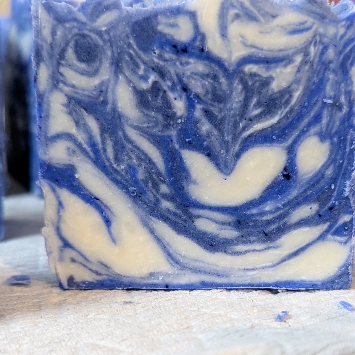 Amber Rowe tweet media