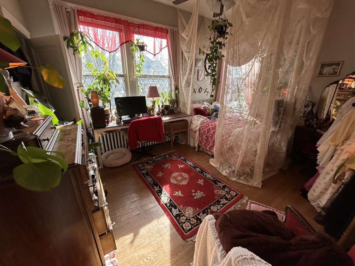 stuffie🕯️🥀🍰 tweet media