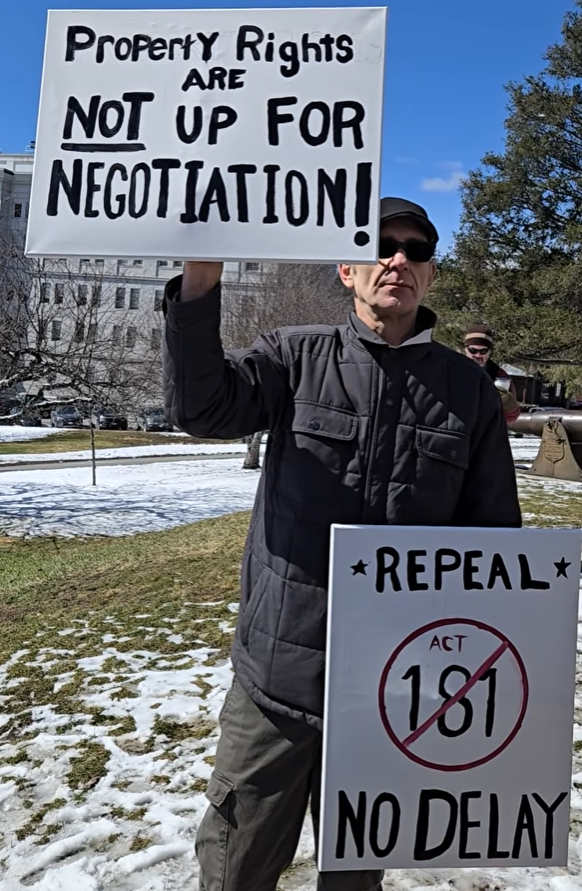 Vermont Daily Chronicle tweet media