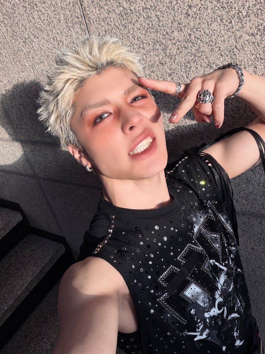 shelby 💫 tweet media