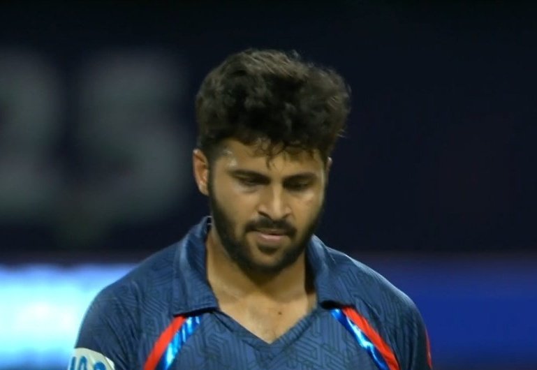 AntiBazballian ™ (Joe Root Paglu) tweet media