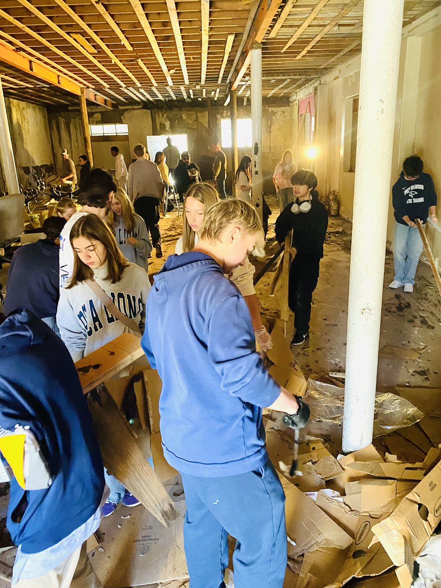 Coach Cedric Bonner tweet media