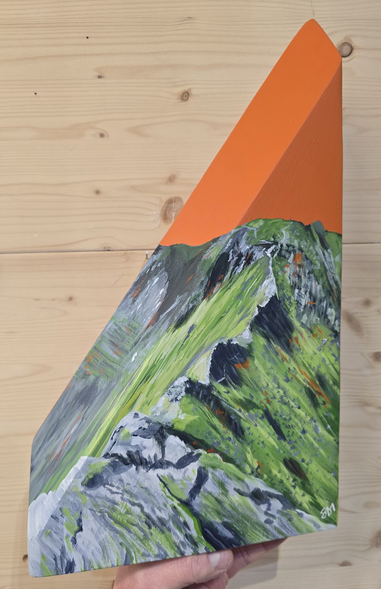 sammartinart's tweet photo. Striding Edge as you've never seen it before, it's as though this block was meant for it. The perfect combo 🧡
https://t.co/lii8OYC6SQ https://t.co/Z5GGDkJKcQ