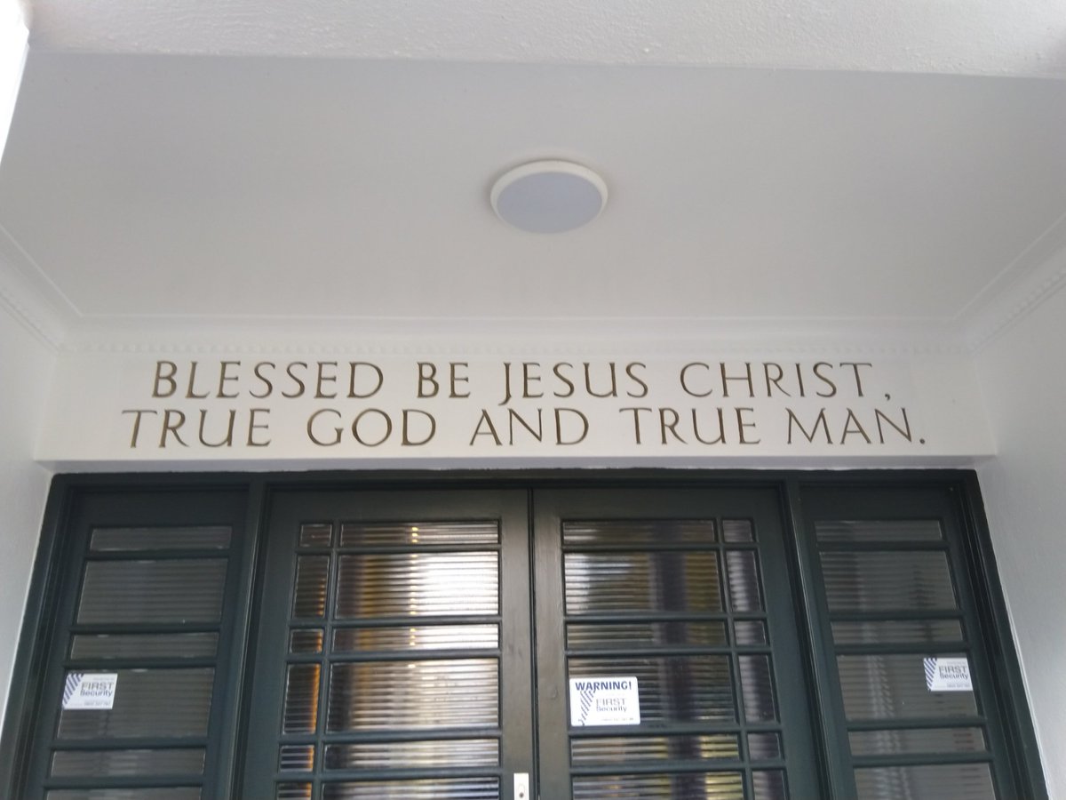 The Word was made flesh, he lived among us, and we saw his glory. 
Jn 1. 14

Here, again, is the entrance to St Mary's School , Tauranga, NZ