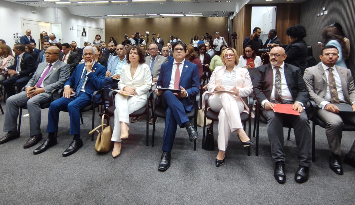 faodominicana's tweet photo. El Pacto #AlimentaciónPrimero ofrece una hoja de ruta concreta para priorizar la #SeguridadAlimentaria en la agenda legislativa, fortalecer la institucionalidad y asegurar la continuidad de políticas más allá de los ciclos políticos, impulsando una visión de Estado. https://t.co/wJGeZI5qY9