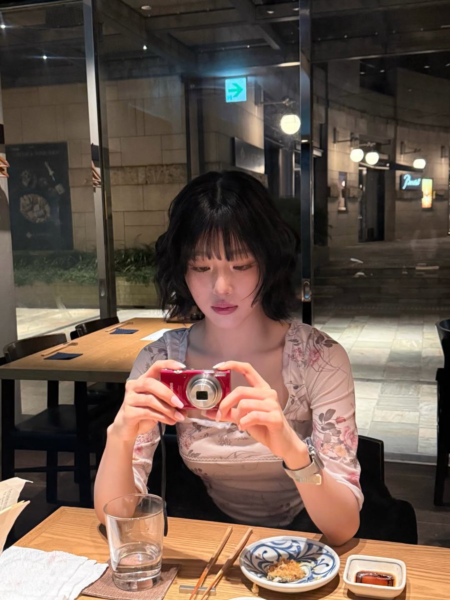 #1 arin fan! STREAM BUTTERFLY DOORS BY ATHEART! tweet media