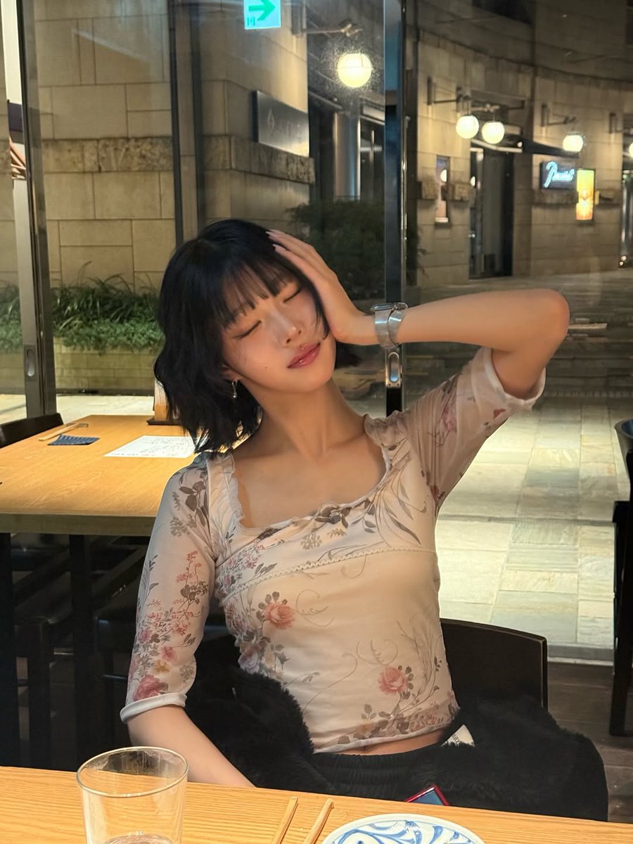 #1 arin fan! STREAM BUTTERFLY DOORS BY ATHEART! tweet media