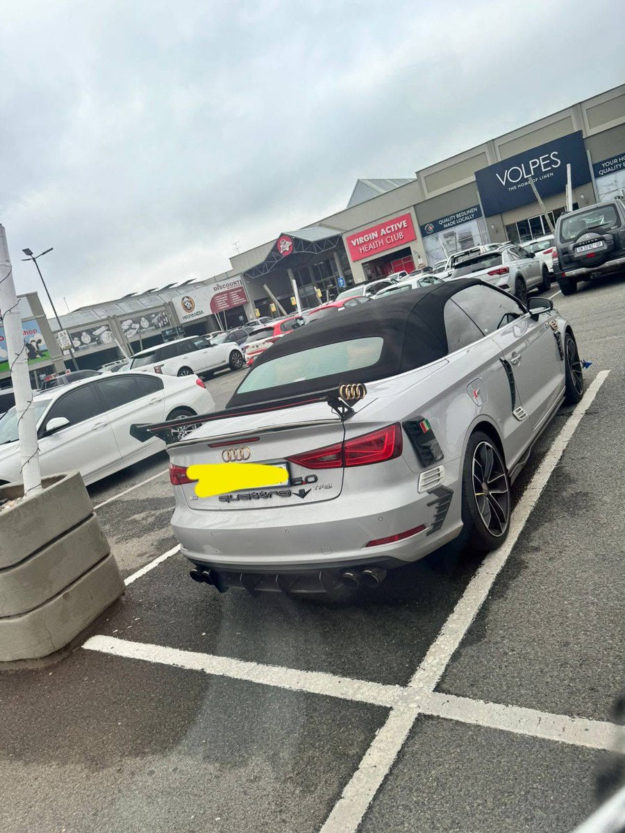 King Teezy tweet media