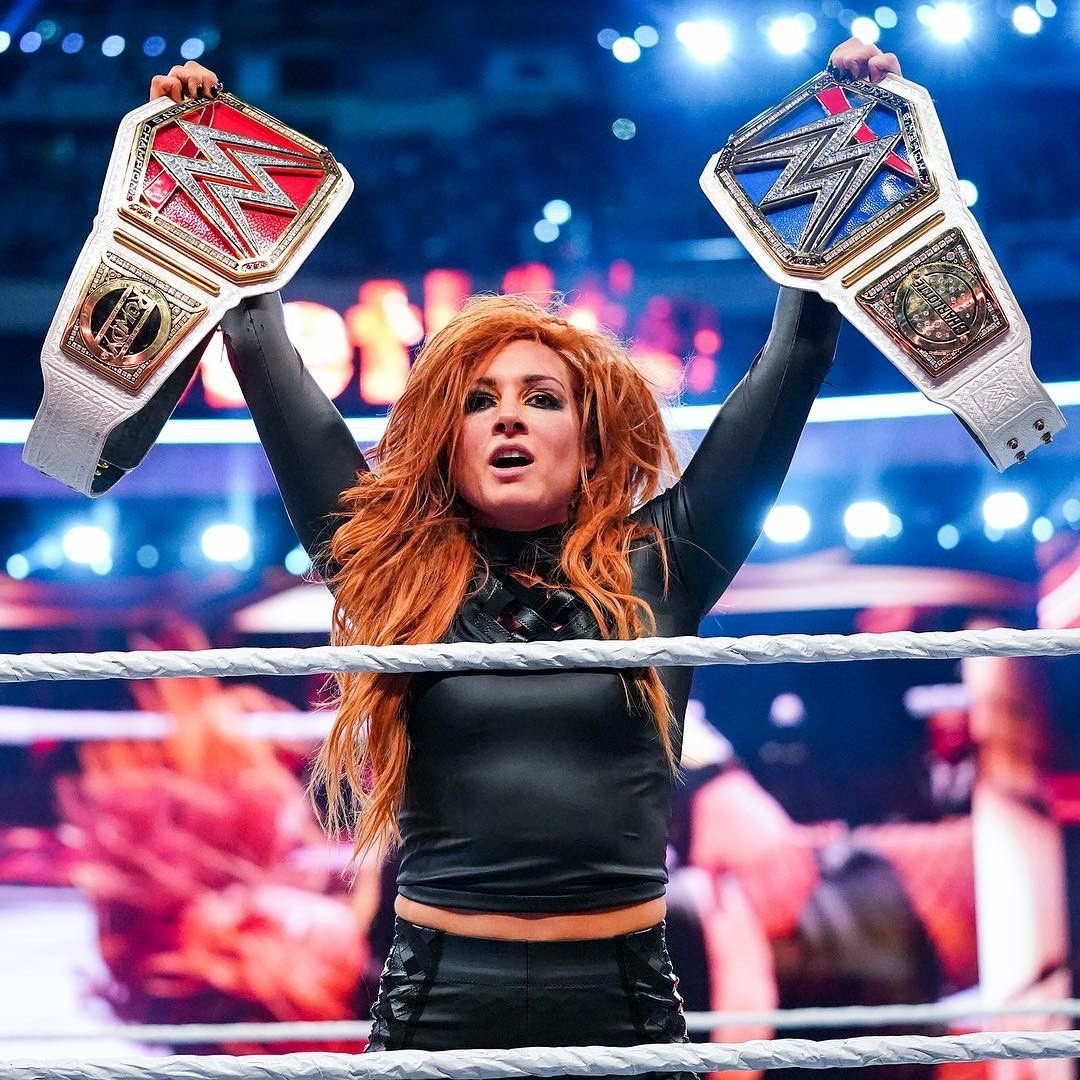 𝐌𝐈𝐀 tweet media