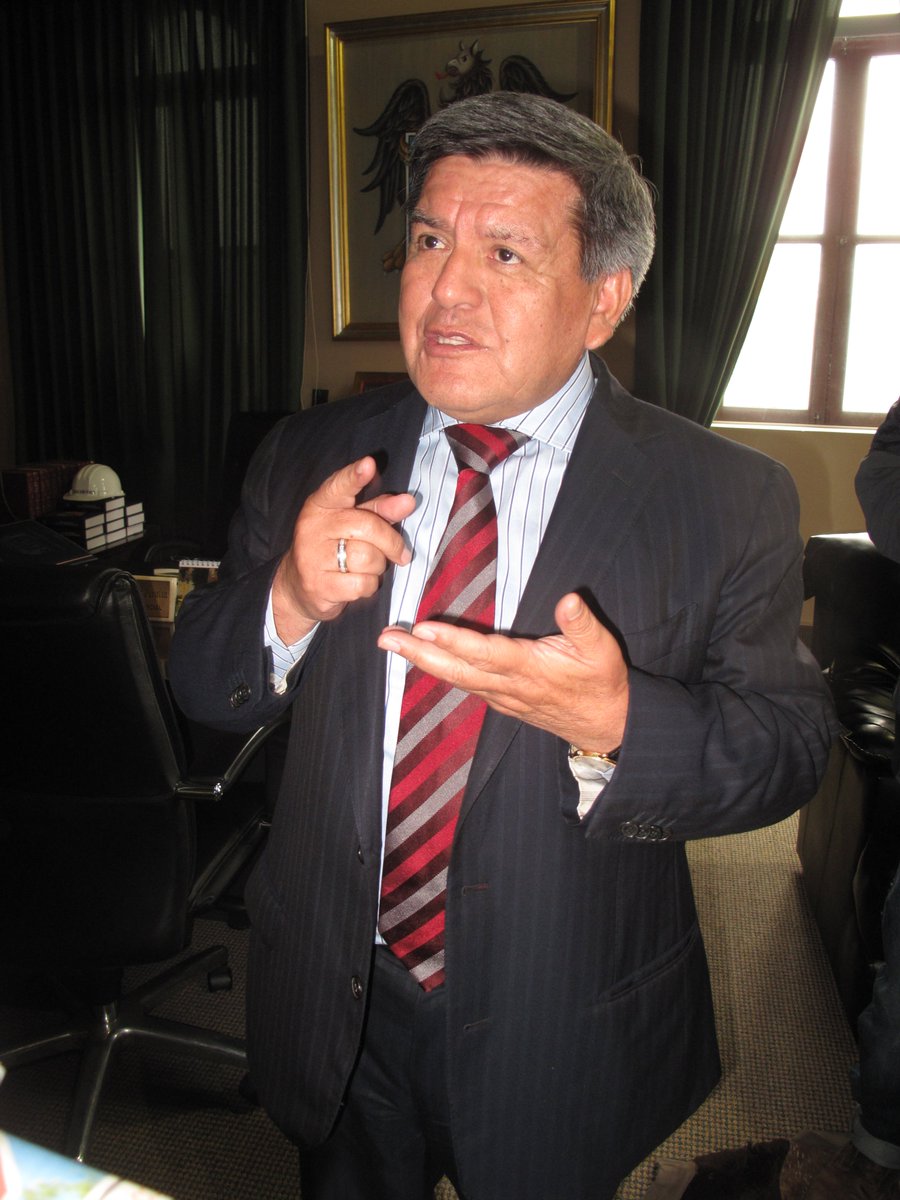 🔎El candidato presidencial por APP, César Acuña, registra al menos 56 expedientes fiscales en los que figura como imputado entre 2022, cuando fue elegido gobernador regional de La Libertad por segunda vez, y marzo de este año.
👉ojo-publico.com/politica/elecc… 👈