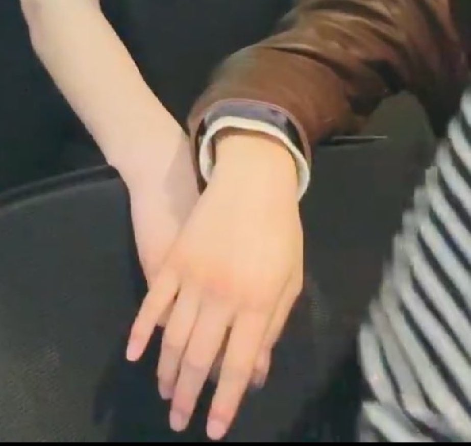 shelby 💫 tweet media