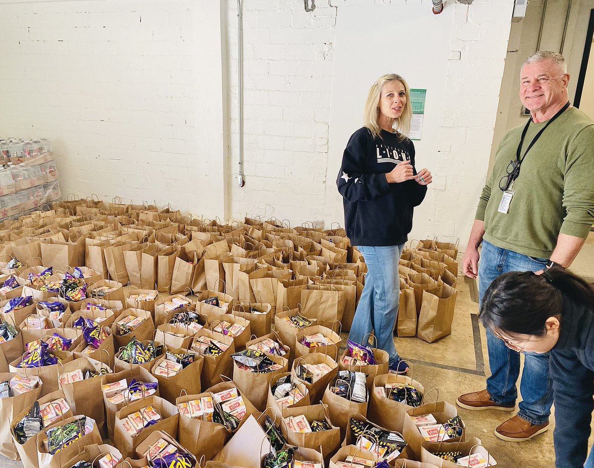 Coach Cedric Bonner tweet media