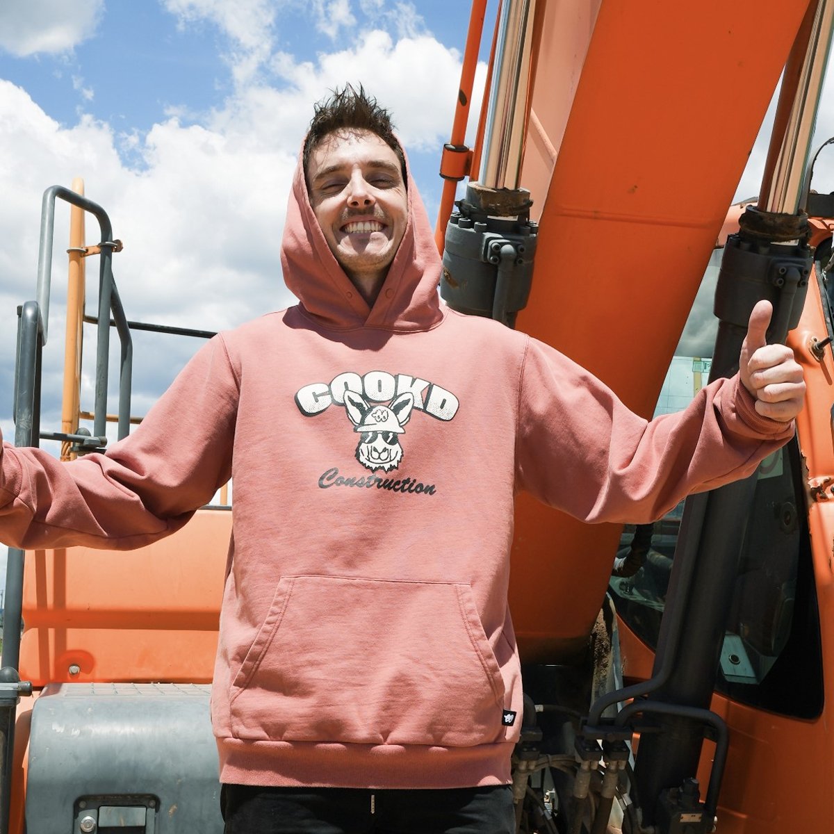 𝐓𝐇𝐄 𝐆𝐔𝐘 𝐅𝐑𝐎𝐌 𝐅𝐎𝐑𝐓𝐍𝐈𝐓𝐄 tweet media