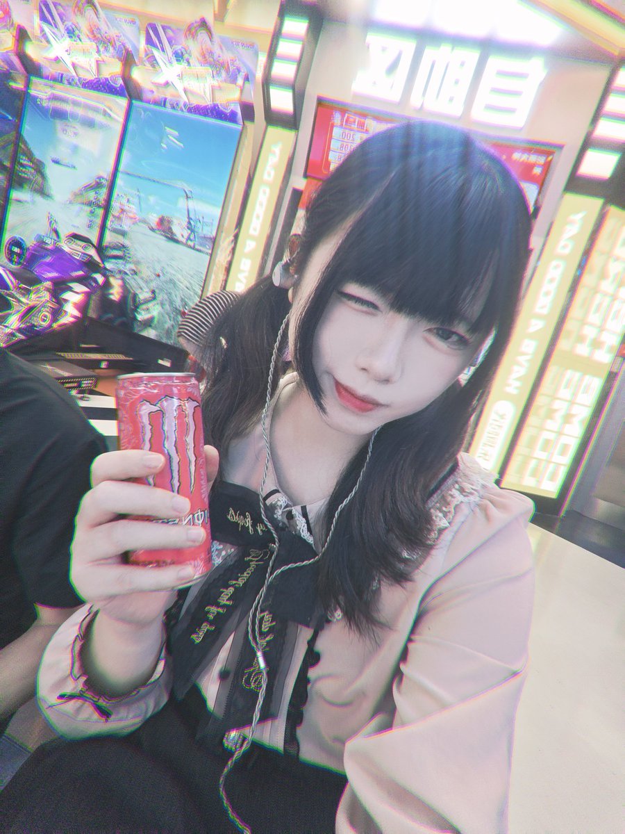 假夏夏_ tweet media