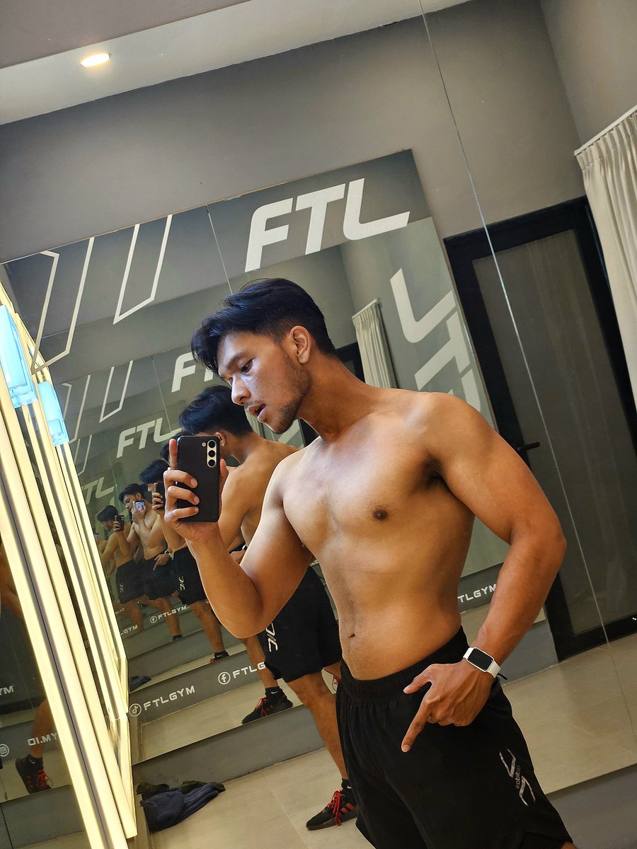 Aro Zack tweet media