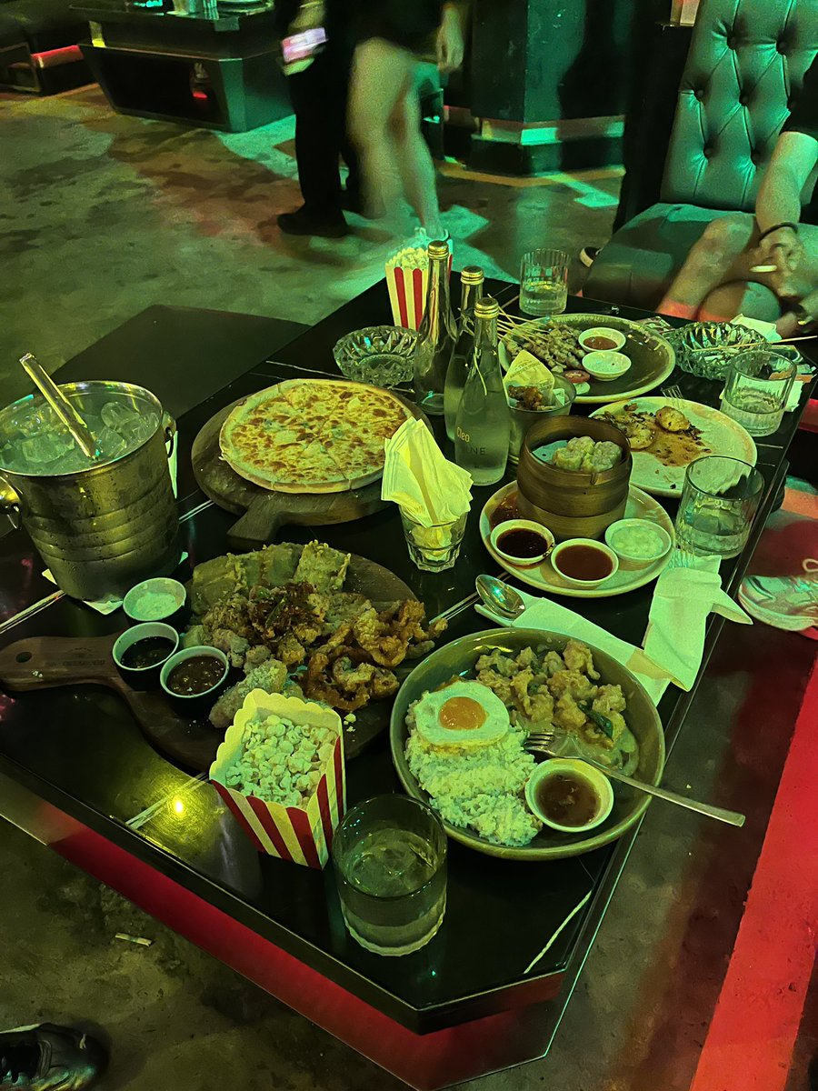 alika 💋’s digital dairy tweet media