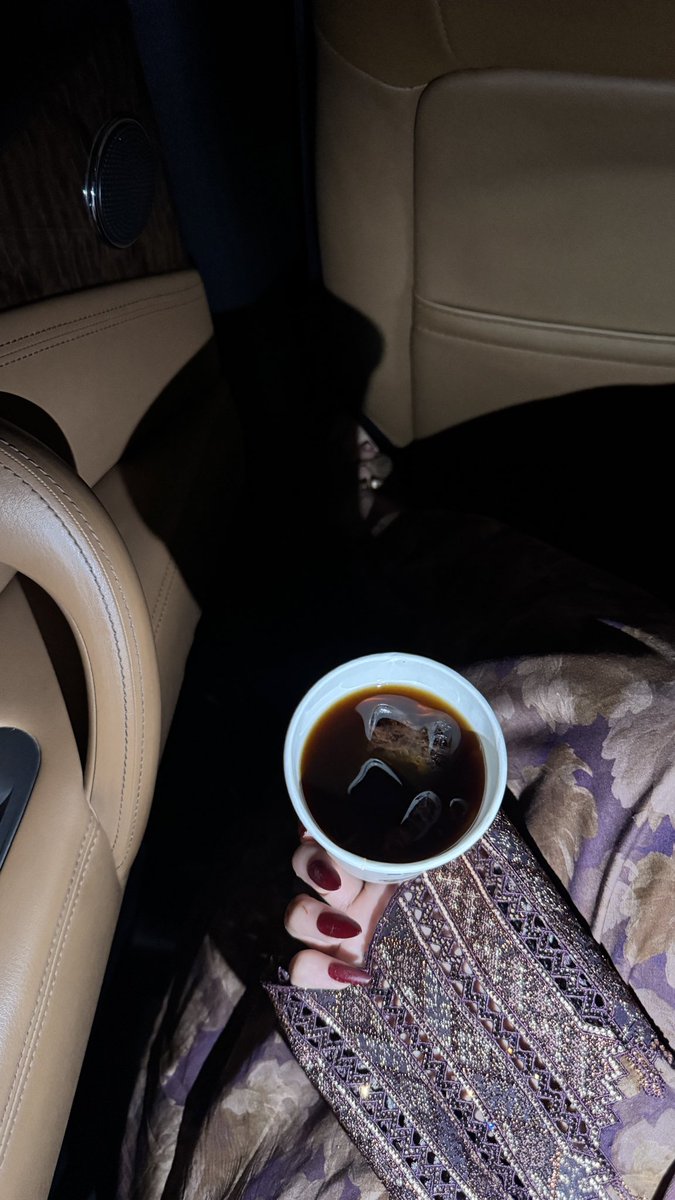 bu36_'s tweet photo. عشوائيات العيد 💜 https://t.co/qZYMCpzHAk
