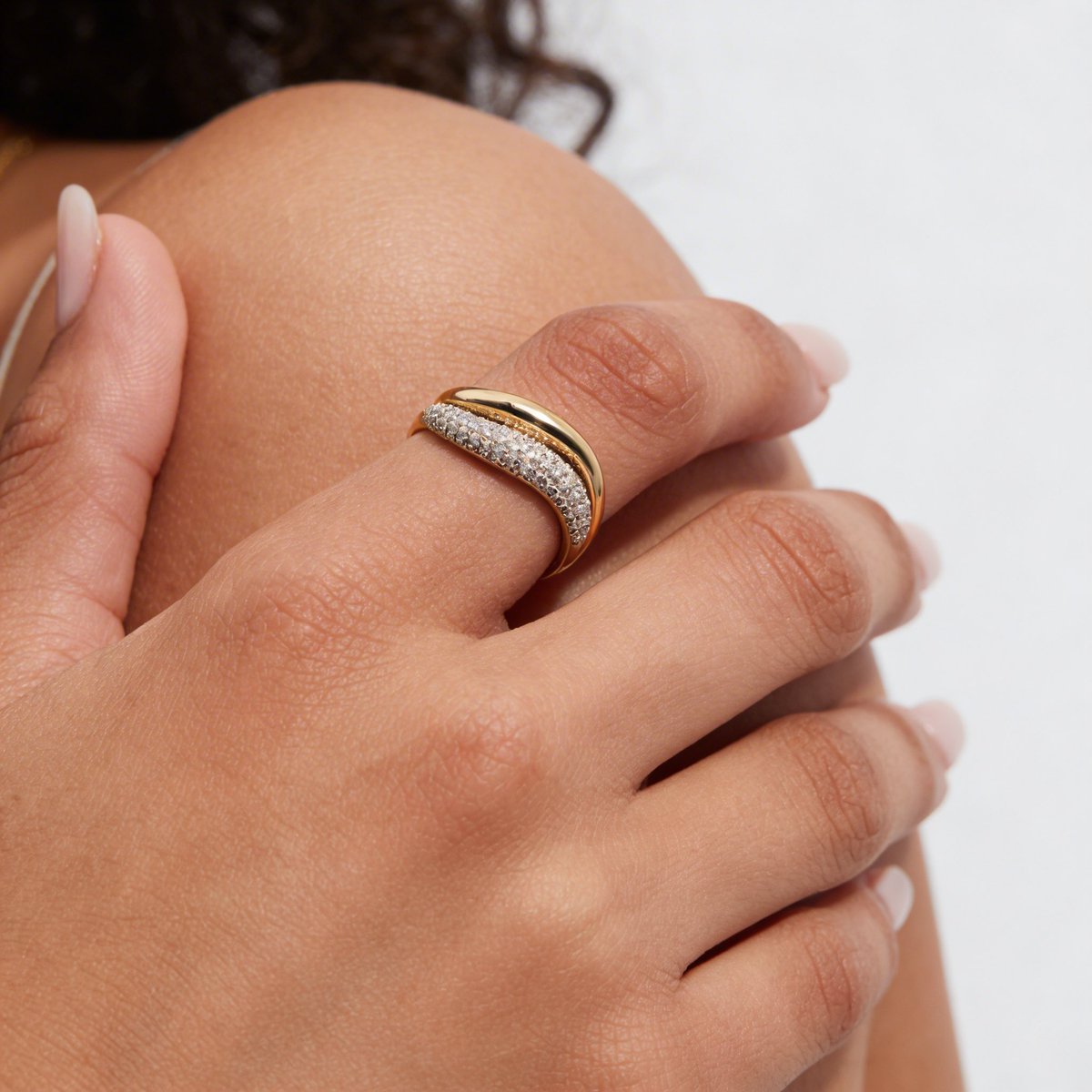 ‏نيفيلي | Nephele tweet media