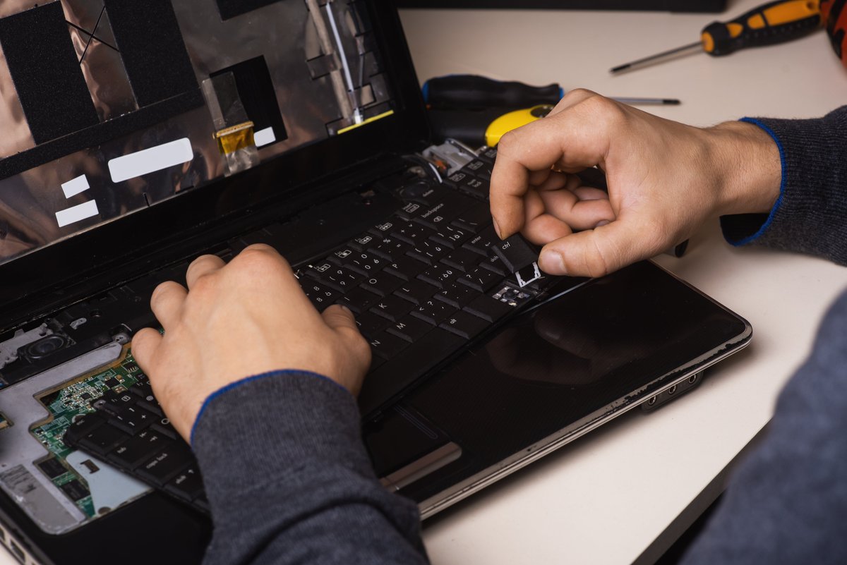 1st Class Computer Services Ltd. tweet media