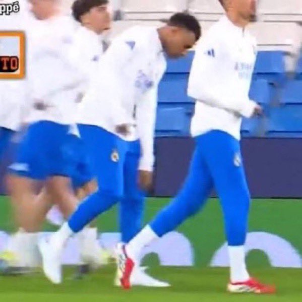 ديسلر tweet media