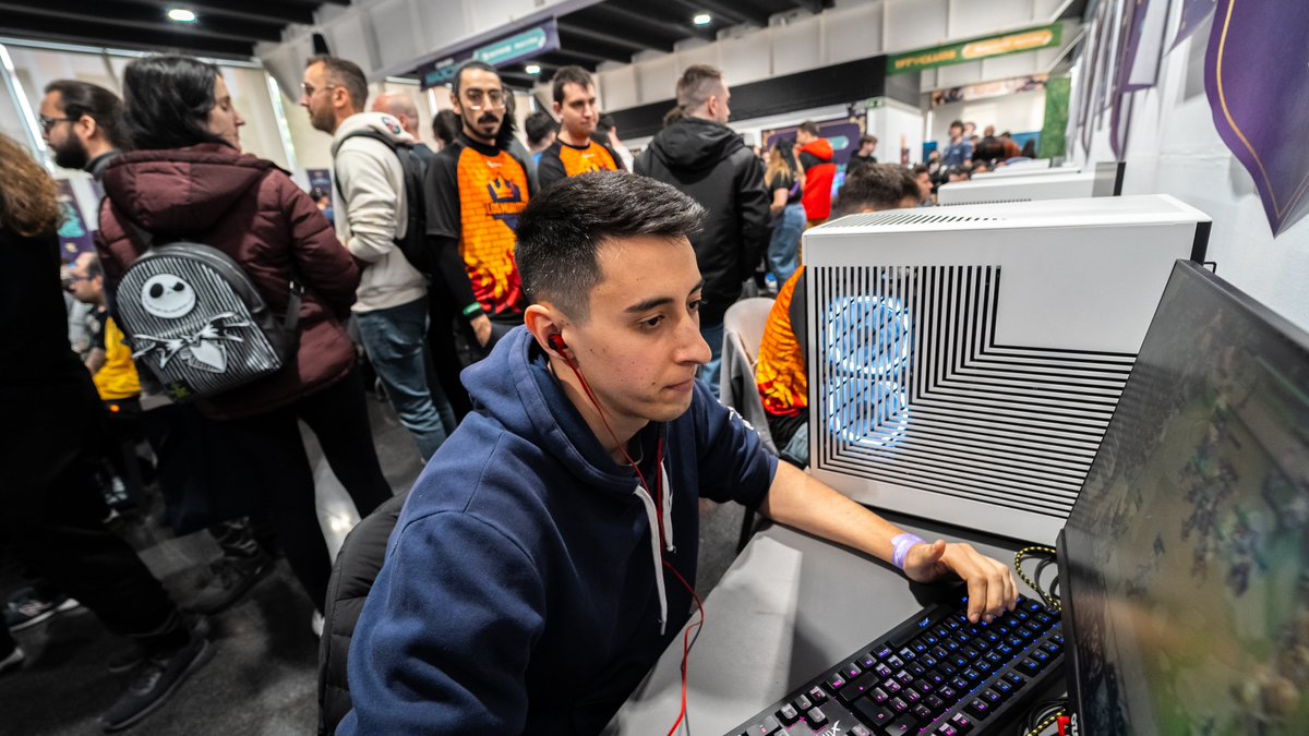 Saaaagy's tweet photo. Que bien sienta volver a competir.

Experiencia de 10 con una comunidad completamente nueva para mi pero con la que espero compartir más momentos en el futuro.

Muchas gracias a @TFT_ES por todo el trabajo y organización.

Y como no, agradecer a los mios todo el apoyo 🫶 https://t.co/3Nxomfckrt