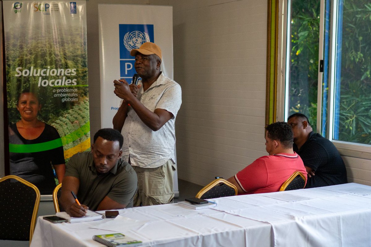 PNUDHonduras's tweet photo. En Trujillo, lanzamos una iniciativa para frenar la pérdida de la #biodiversidad🌊🐟🪸con una inversión de L 26 millones, para fortalecer capacidades locales y cuidar hábitats críticos.

Los alcaldes de la zona y @AFracassetti lanzaron esta iniciativa. Más https://t.co/USe78d4aLY https://t.co/C2H9To0LiB