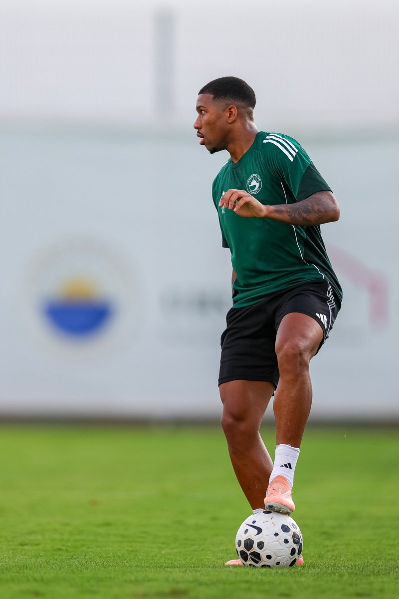 نادي الشارقة لكرة القدم tweet media