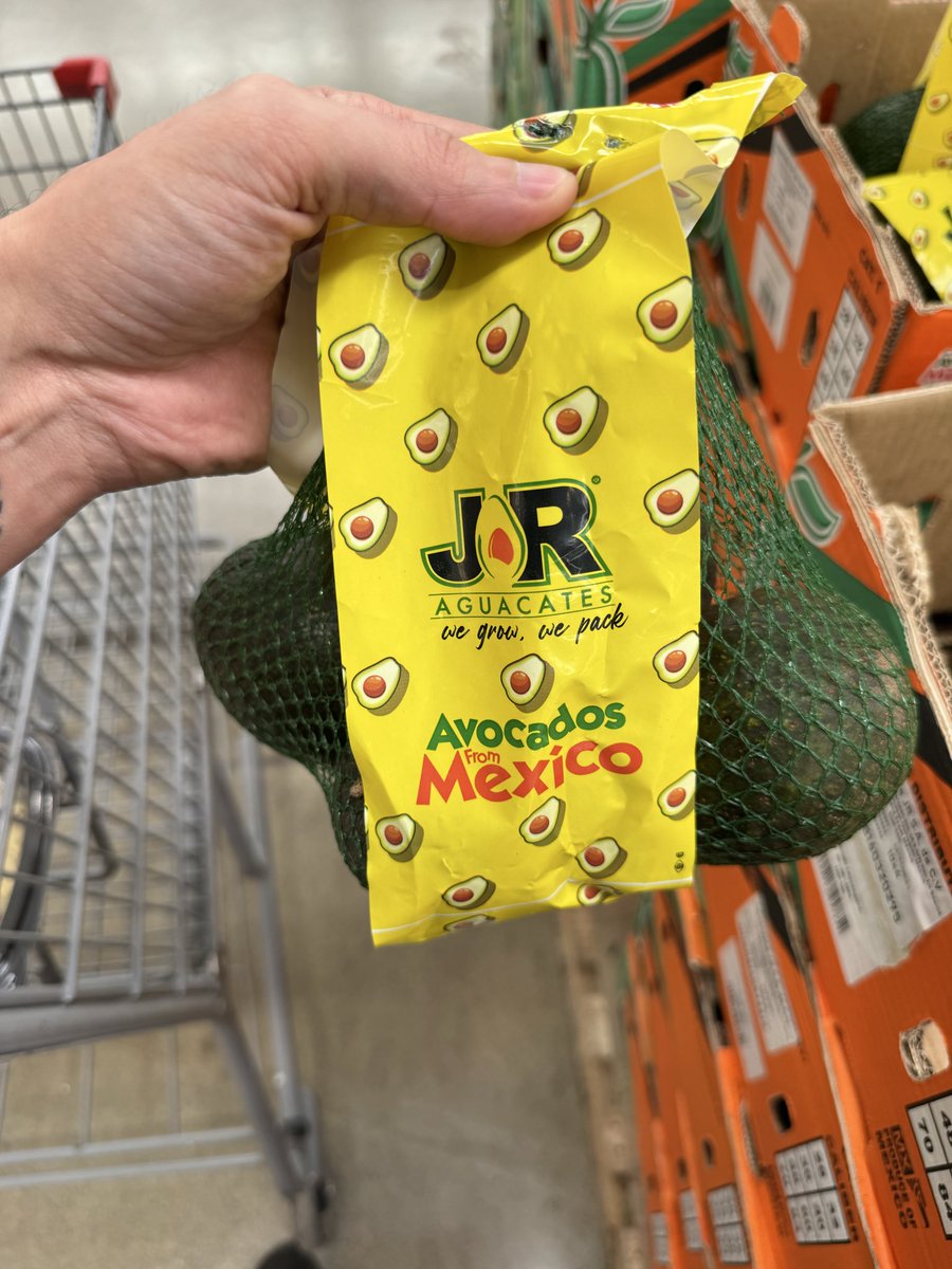 KamaleonconK tweet media