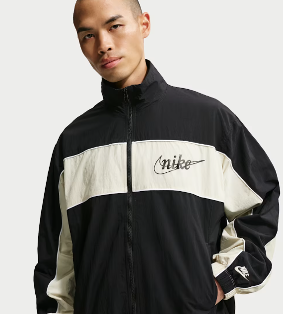 AD: Nike Sportswear Club Full Zip Jacket 'Black/Light Khaki' 

mavely.app.link/4KBVIPO3L1b