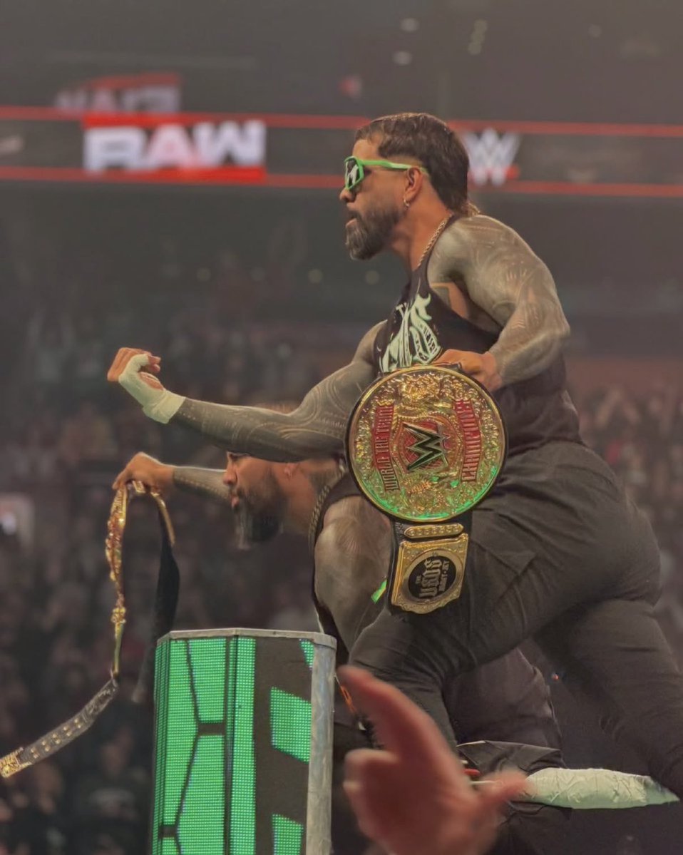 TheUso-Twinz.com | Fansite For The Usos tweet media