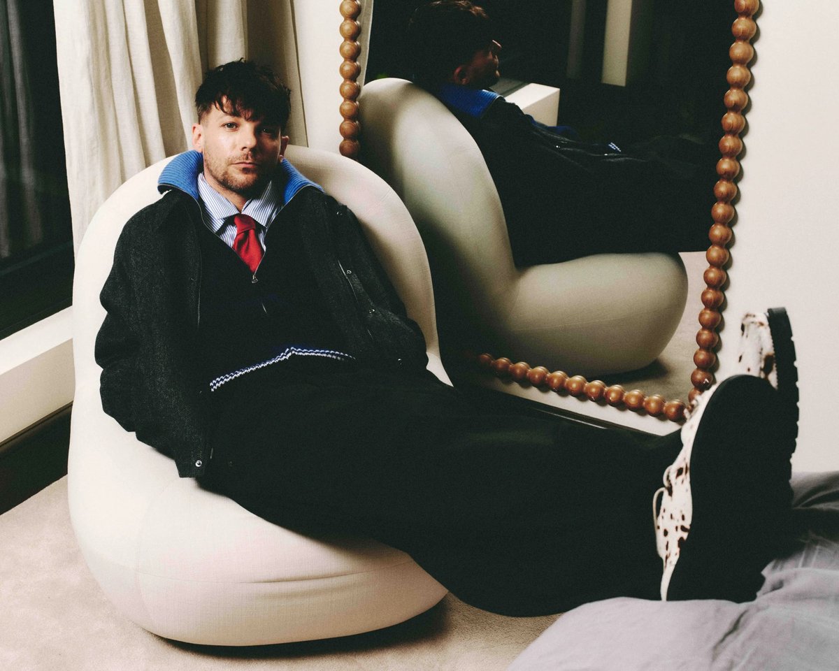 King Updates tweet media