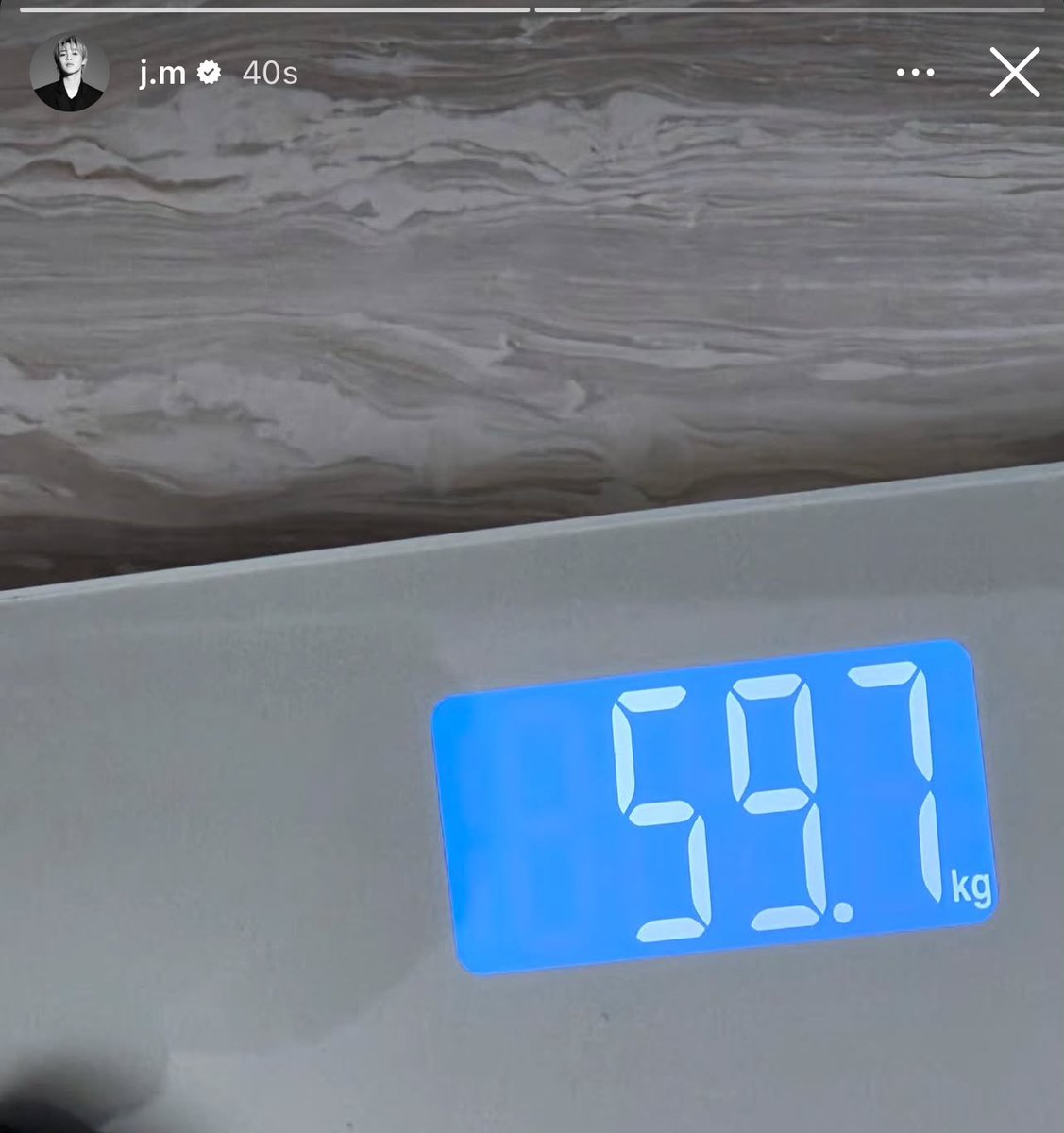 isa 🌸 tweet media