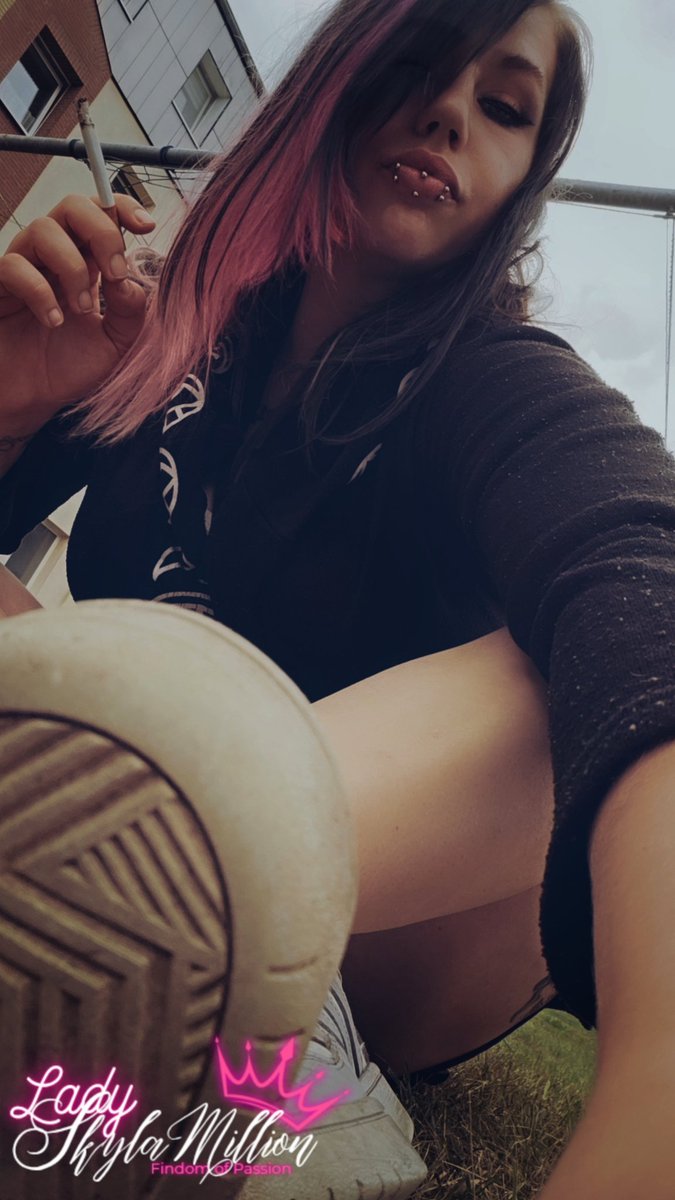RT Game mit meinem Schweizerchen <a href="/Zahlsau72/">🐷Vincent 🪡🦯</a> 

10/10/10
Bis 0 Uhr 
Unlimited Comments 

Let's #rinse the Bitch 

#Findom #Femdom #Mistress #Goddess #Geldherrin #Paypig