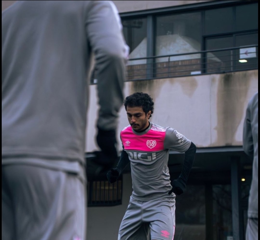 Talents_Saudi's tweet photo. 🇸🇦👀 Saudi talent developing in Spain

Khalid Al-Baydani
Rayo Vallecano (U22) 🇪🇸

A versatile player building his path in Europe.

Profile &amp; story below 👇 https://t.co/gk34BUxCfH