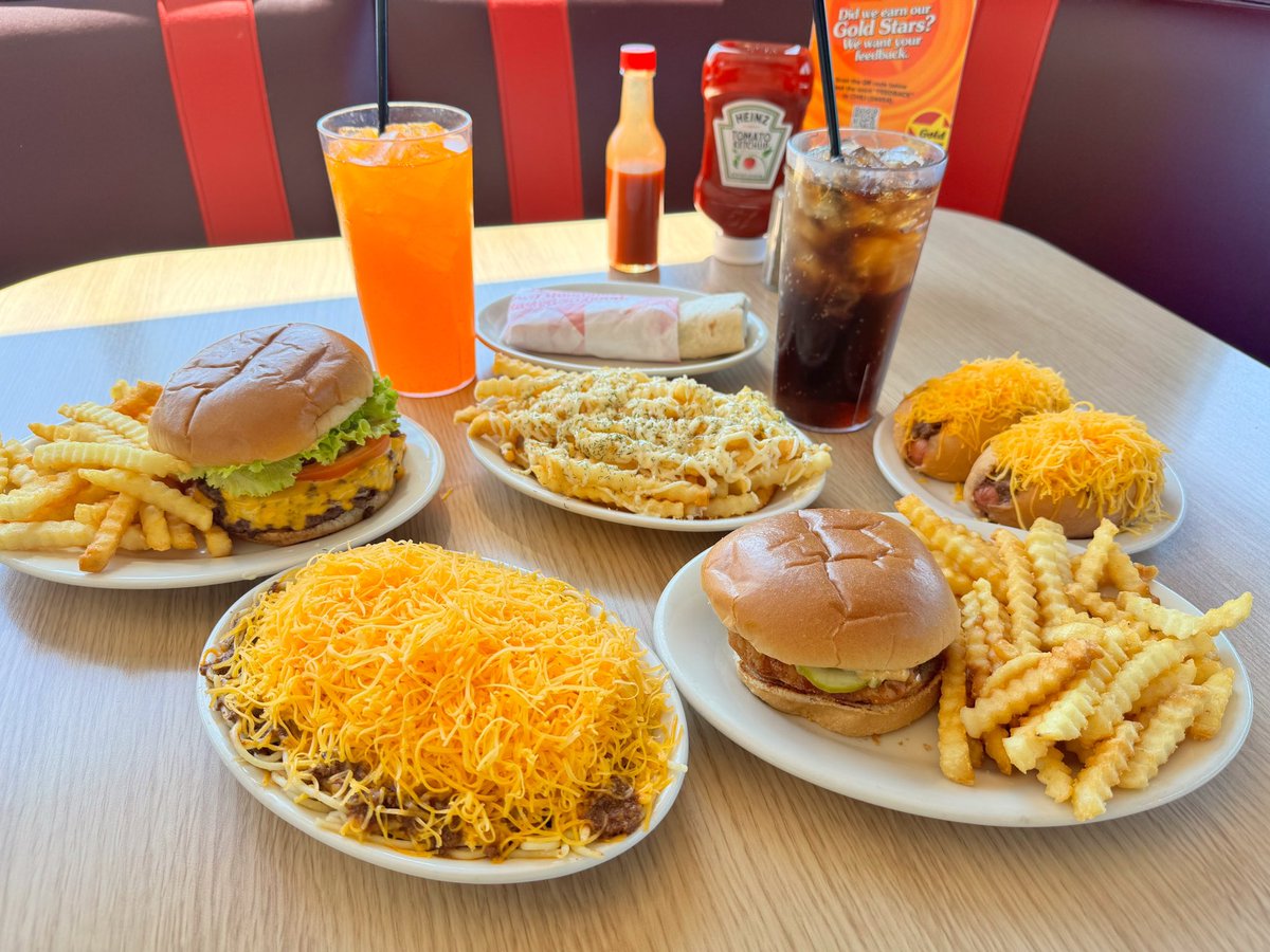 Gold Star tweet media