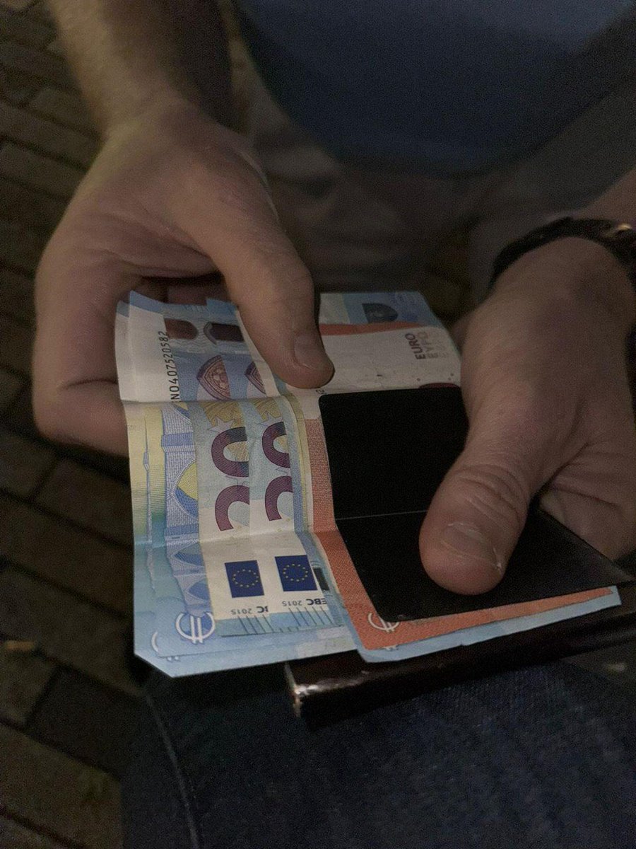 leche bottes esclave & cuck tweet media