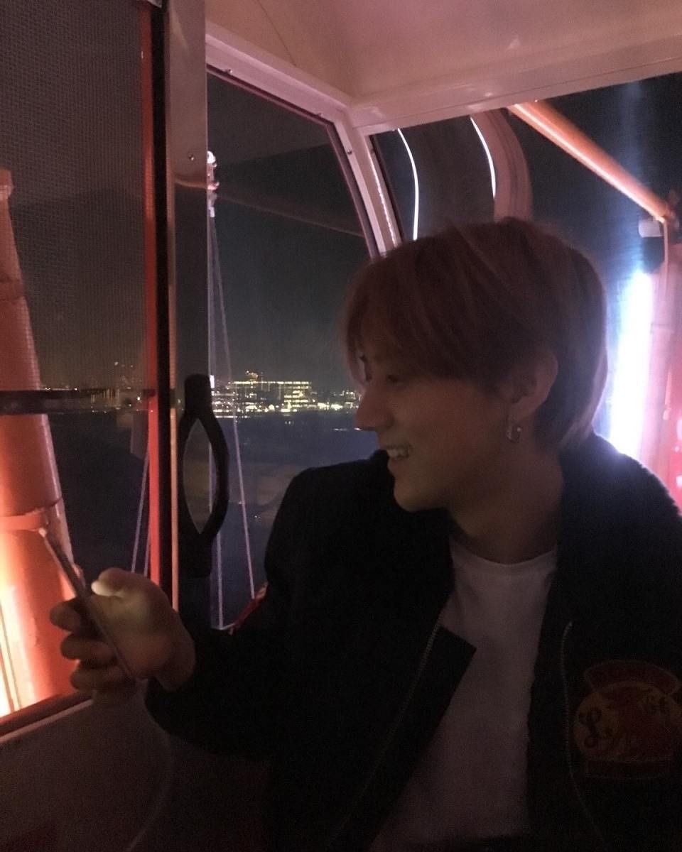 hsingluv's tweet photo. 랜덤 장현승 남친짤 https://t.co/zYhmfdNn2F