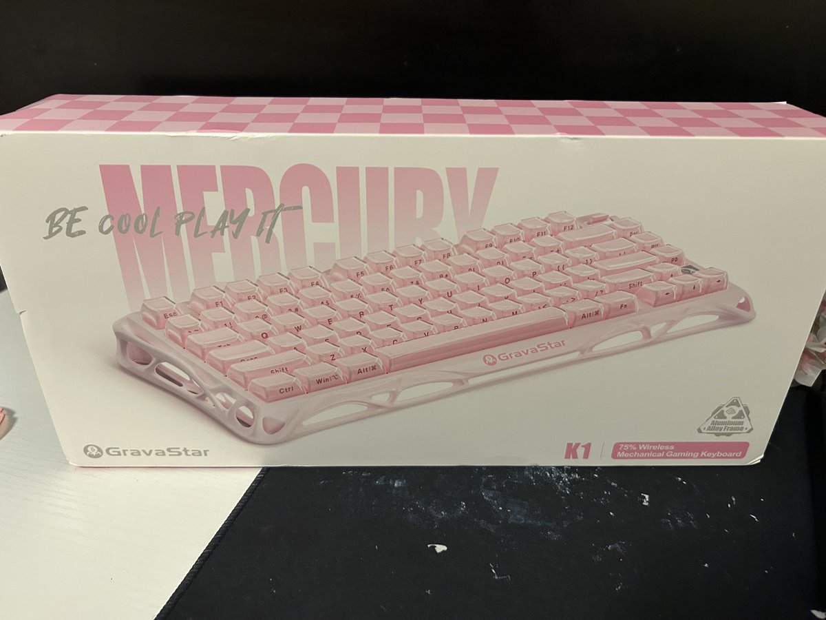 ᖭི༏ᖫྀ tweet media