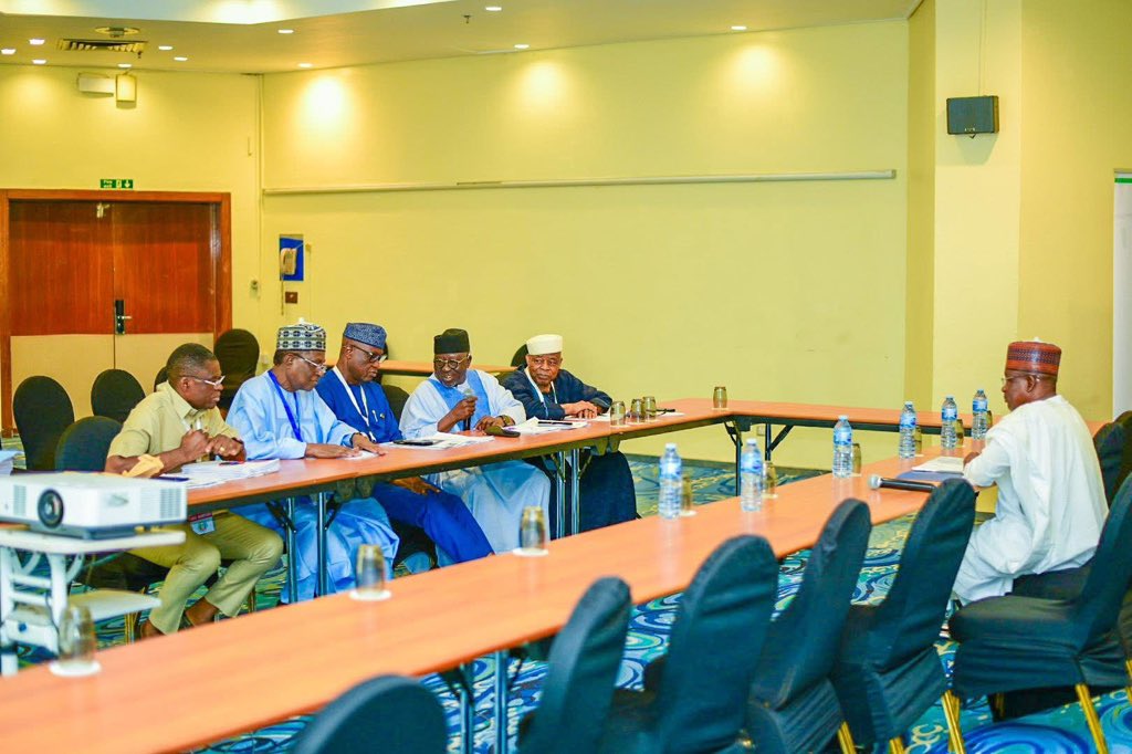 SenTanko's tweet photo. I attended the screening exercise of the All Progressives Congress (APC) Aspirants’ Committee ahead of our 2026 National Convention, held at the Transcorp Hilton Abuja, where I also participated as a member of the Screening Committee.

I commend the Screening Committee, ably led by His Excellency, Biodun Oyebanji, for conducting a seamless and credible exercise. This development further reinforces the unity, strength, and shared vision within our great party.

As we prepare for the 2026 National Convention, I remain confident that the APC will continue to grow stronger and more united in our collective pursuit of national development and success in the 2027 general elections.

~Al-Makura