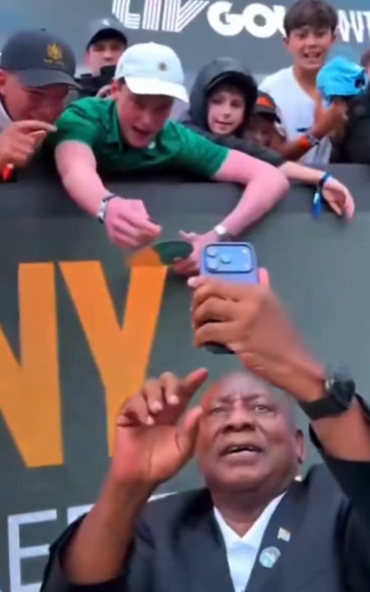 ChrisExcel tweet media