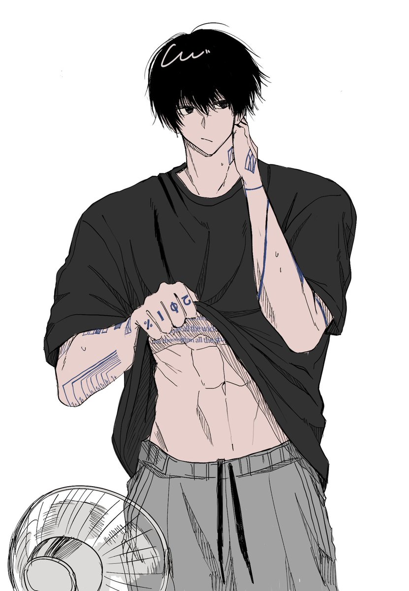 momil💭 tweet media