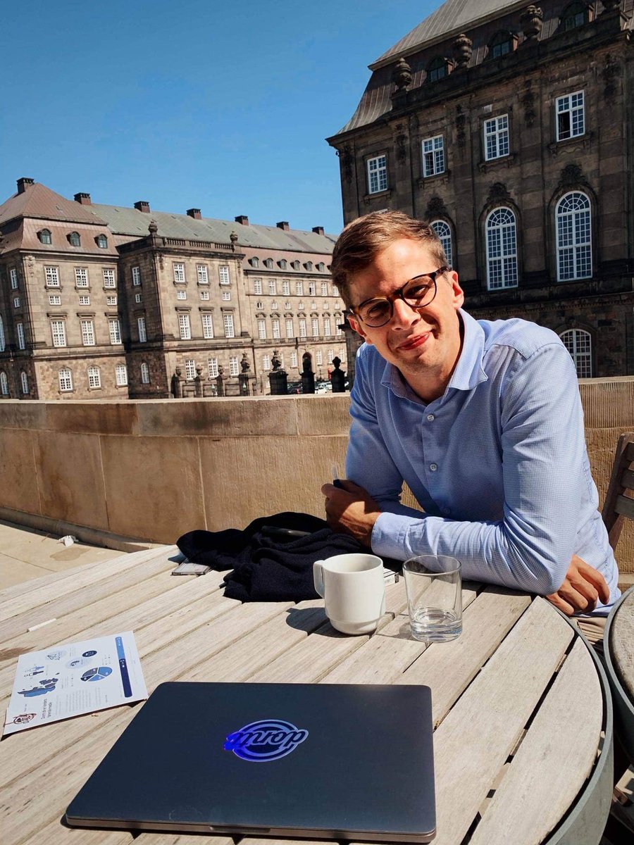 Jon Nedza tweet media