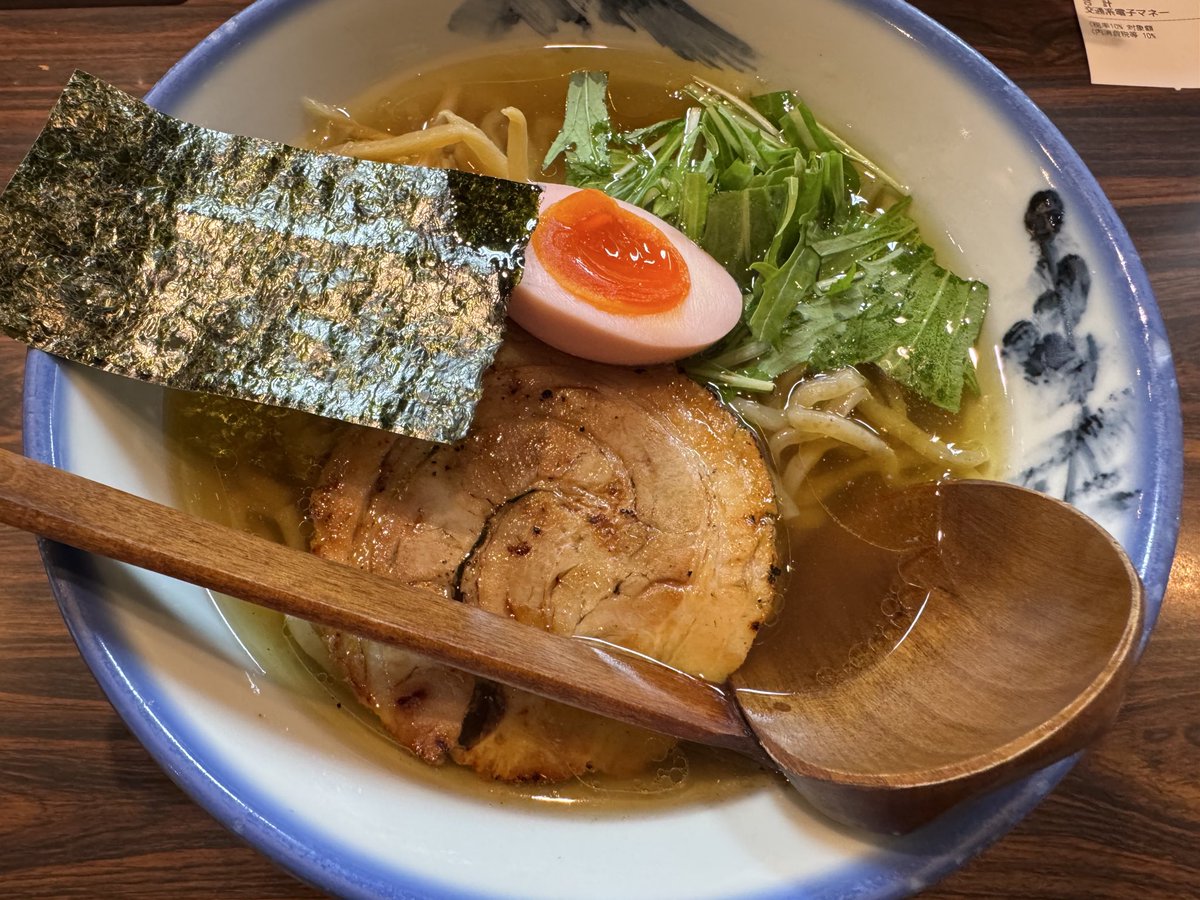 kimichan_tk's tweet image. 免許の更新のついでにAFURIに行ってきた。麺とかスープの感じも選ぶのは何が最適かわからんから困った。美味しいんだが食べたいのコレじゃなかったかなぁみたいな。うーん。いや、美味しいんだけども。

#三軒茶屋
#AFURI