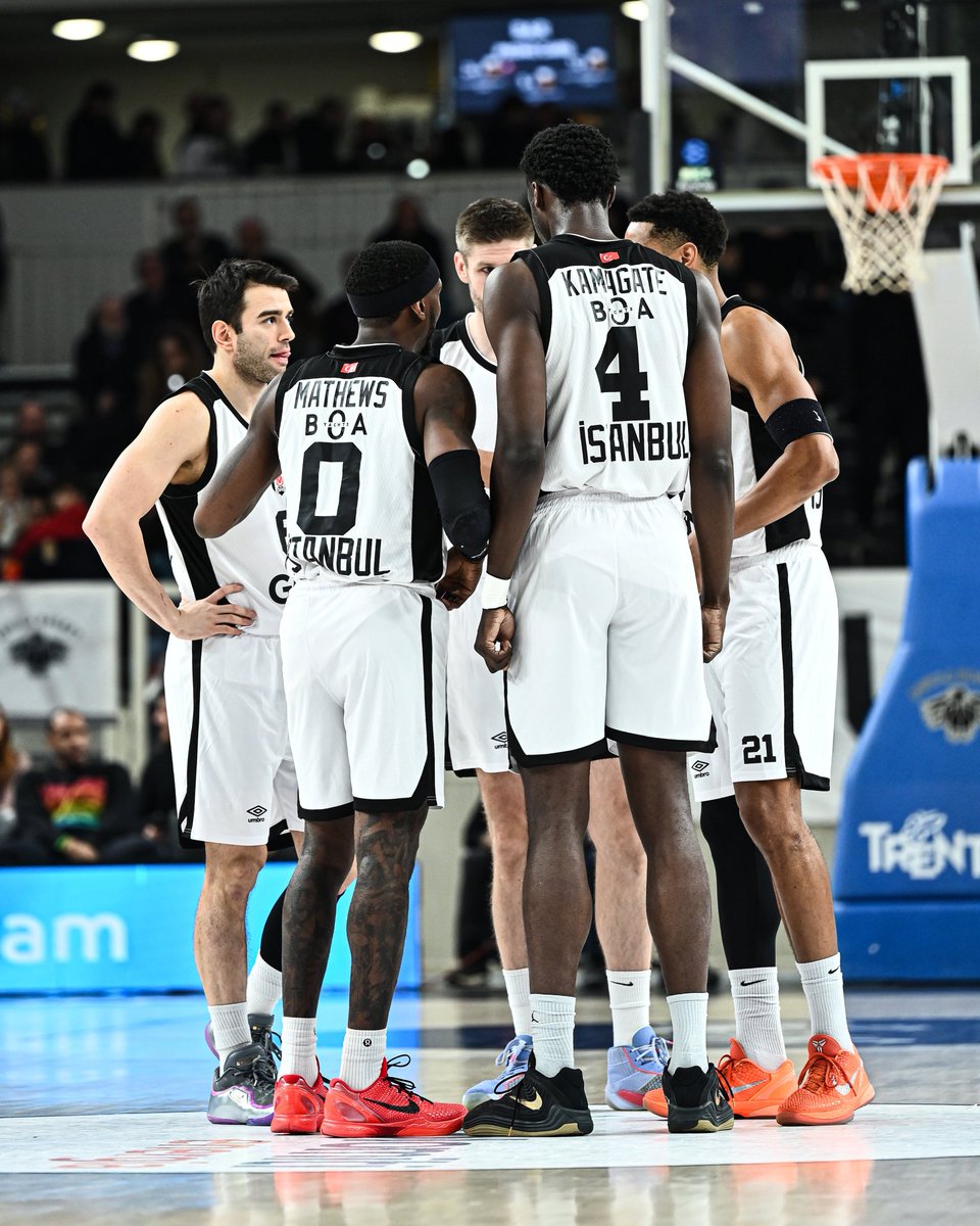 asisttime tweet media