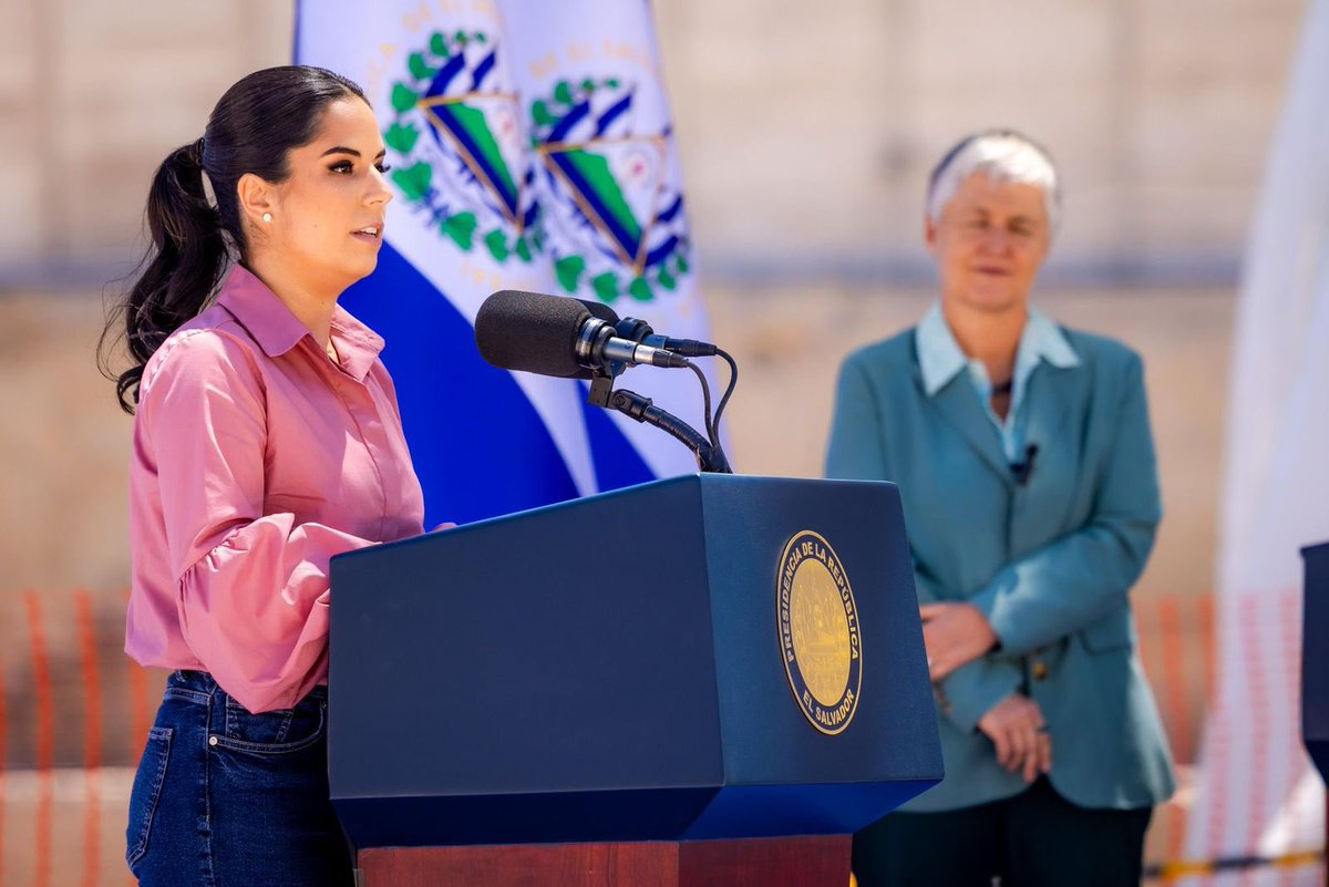 Karla Veron tweet media