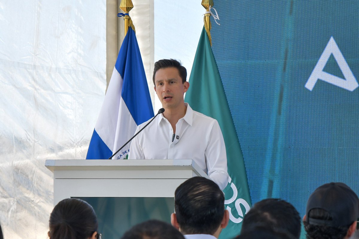 Luis Rodríguez tweet media