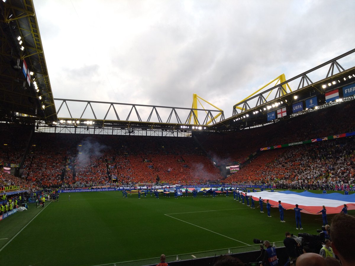 SufcBerry tweet media