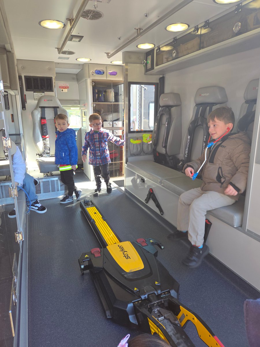 Trisha Costello tweet media