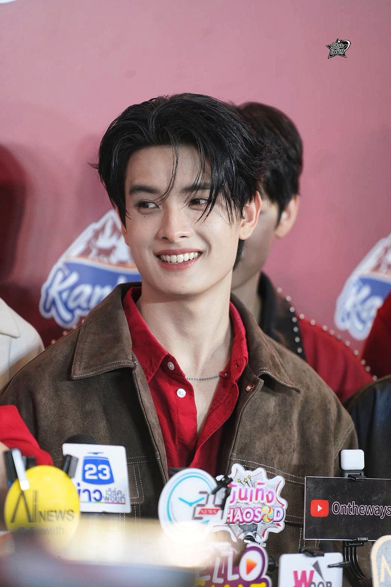 StarToday tweet media