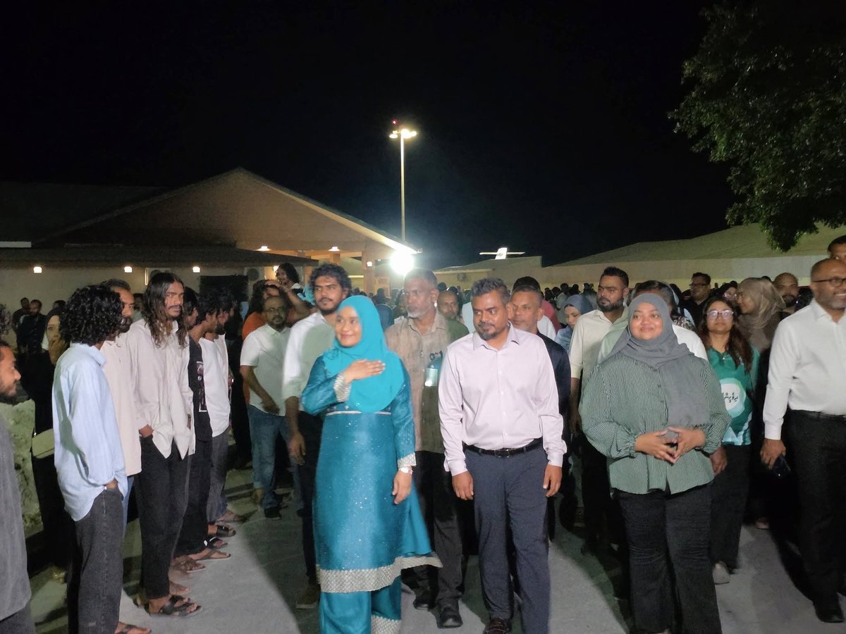 Humandust tweet media